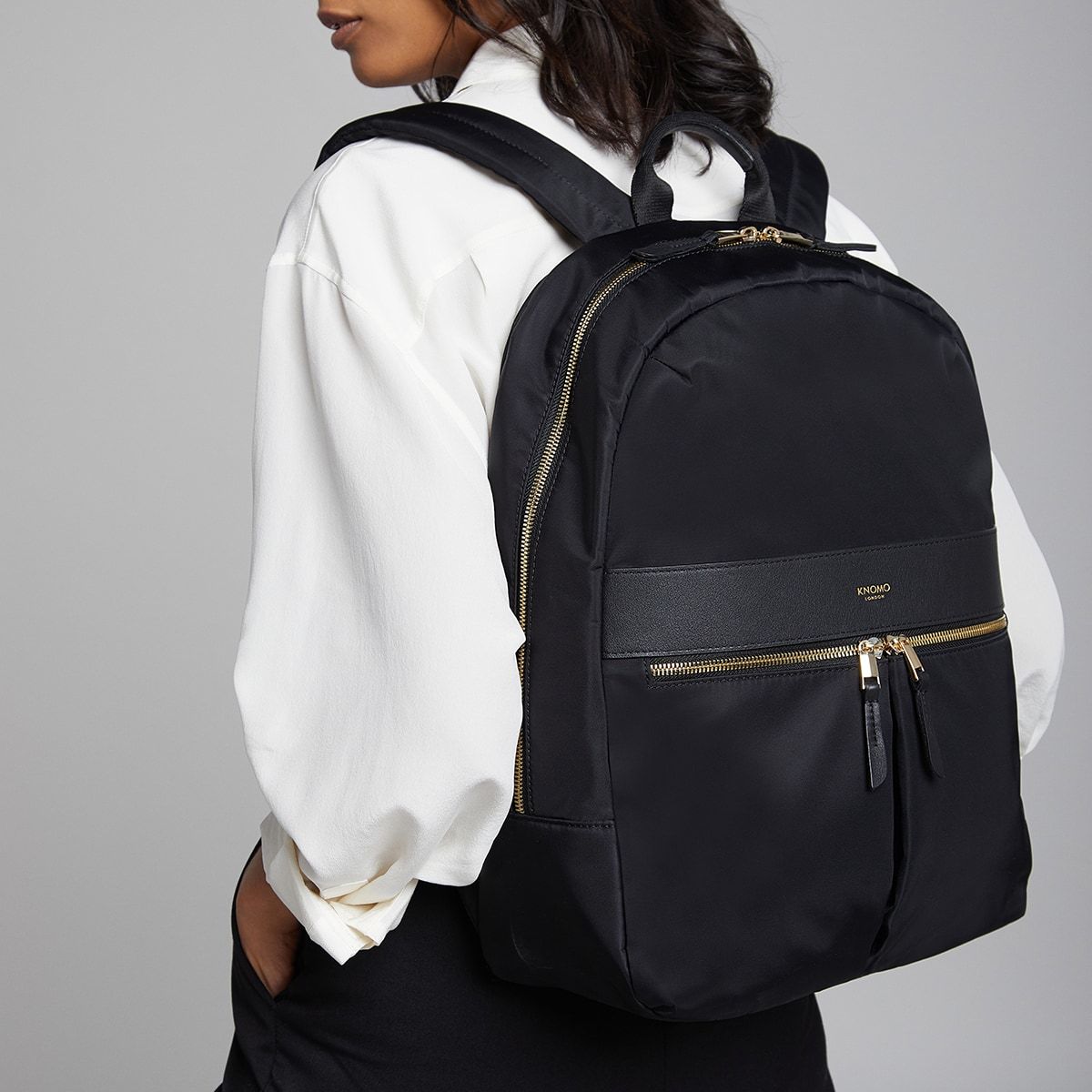 Black Beauchamp 15